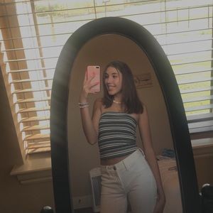 Meet your Posher, Taylor